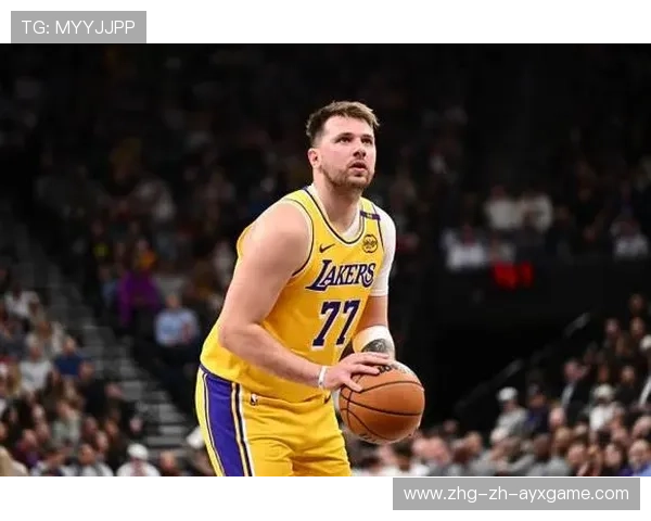 东契奇赛场艺术与实用主义完美结合引赞誉