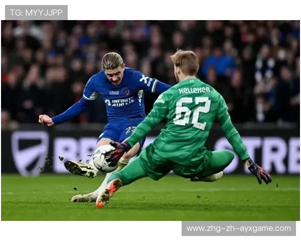 利物浦角球套路奏效，范迪克高点一顶破网